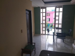 APARTAMENTO CENTRAL INDEPENDIENTE A MEDIA CUADRA DEL PARQUE LA HERRADURA